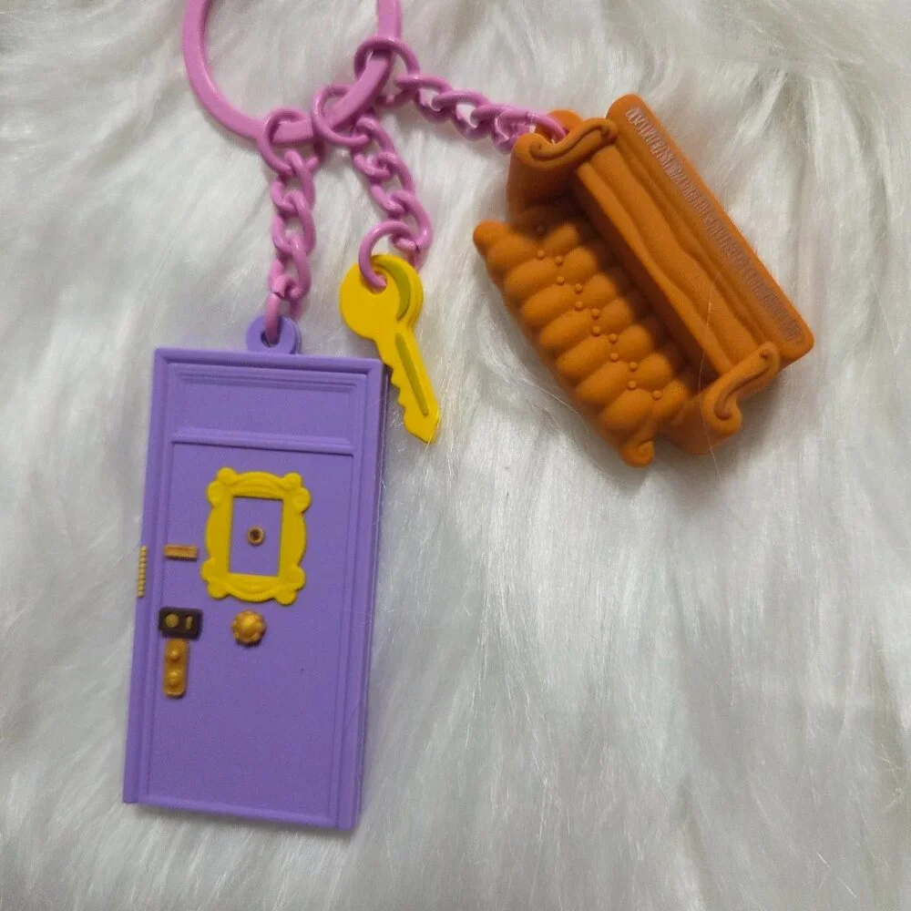FRIENDS Design Keychain - Picture 5 of 5